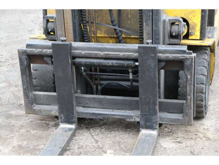 Electric - 4 wheels 2009  Hyundai 18B-7 (11)