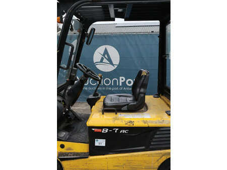 Electric - 4 wheels 2009  Hyundai 18B-7 (19)