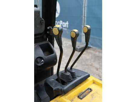 Electric - 4 wheels 2009  Hyundai 18B-7 (26)