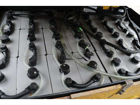 Electric - 4 wheels 2009  Hyundai 18B-7 (33)