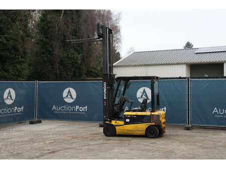 Electric - 4 wheels 2009  Hyundai 18B-7 (36)