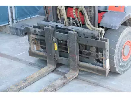 Treibgasstapler 2005  Linde H20T (12)