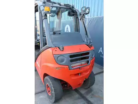 Treibgasstapler 2005  Linde H20T (19)