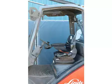 Treibgasstapler 2005  Linde H20T (26)