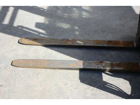 Chariots électriques à 4 roues 2018  Toyota 8FBE16T (10)