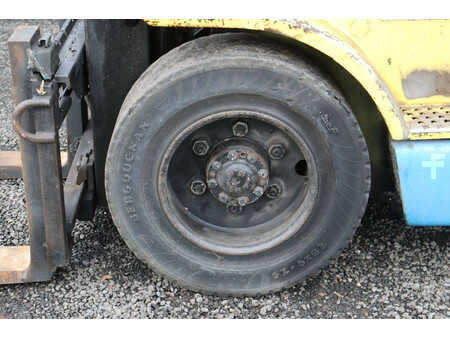 Dieseltrukki 2003  Hyster H3.00XM (14)