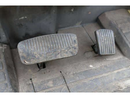 Dieseltrukki 2003  Hyster H3.00XM (23)