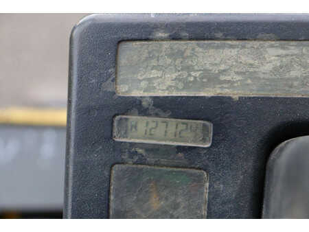 Dieseltrukki 2003  Hyster H3.00XM (28)