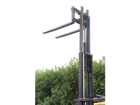 Dieseltrukki 2003  Hyster H3.00XM (33)