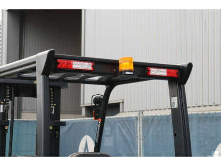 LPG heftrucks 2019  Clark S30L (19)