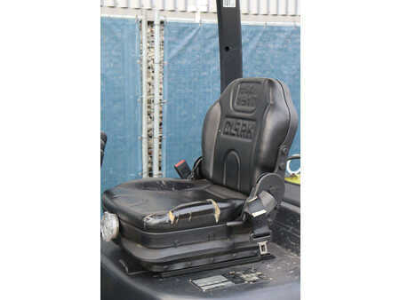 LPG heftrucks 2019  Clark S30L (24)