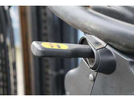 LPG heftrucks 2019  Clark S30L (27)