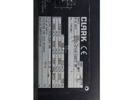 LPG heftrucks 2019  Clark S30L (33)