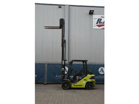 LPG heftrucks 2019  Clark S30L (39)