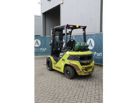 LPG heftrucks 2019  Clark S30L (4)
