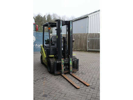 LPG heftrucks 2019  Clark S30L (7)