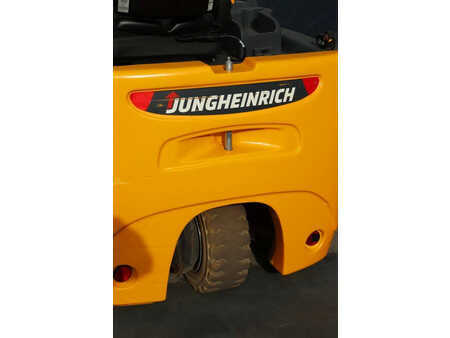 4-wiel elektrische heftrucks 2015  Jungheinrich EFG115 (15)