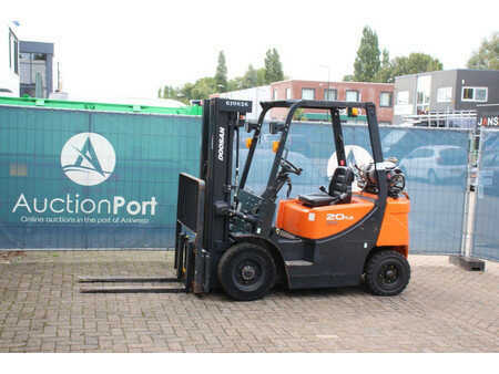 Chariots élévateurs GPL 2018  Doosan G20GP (1)