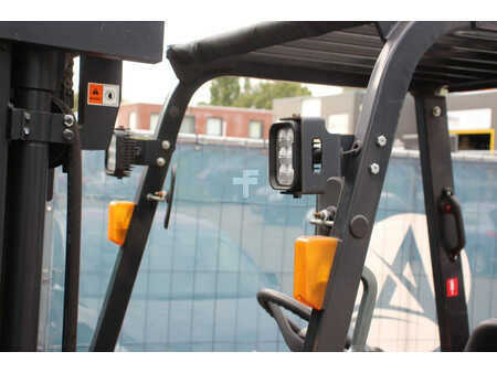 Chariots élévateurs GPL 2018  Doosan G20GP (13)