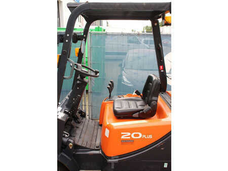 Chariots élévateurs GPL 2018  Doosan G20GP (21)