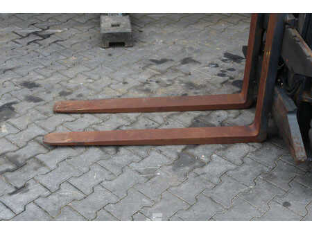 Carrelli elettrici 4 ruote 1998  Still R60-40 (10)