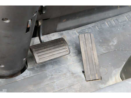 Carrelli elettrici 4 ruote 1998  Still R60-40 (22)