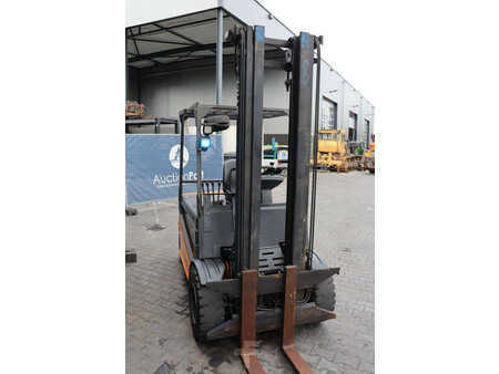 Carrelli elettrici 4 ruote 1998  Still R60-40 (6)