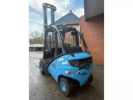 LPG Forklifts 2009  Linde H25T (4)
