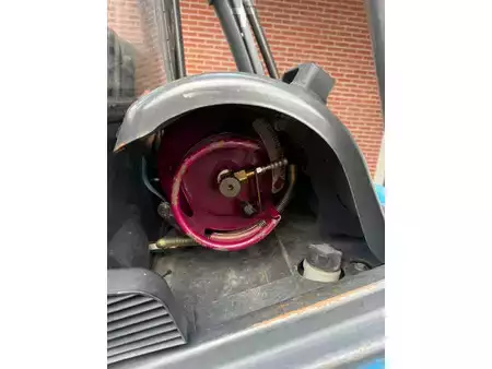 LPG Forklifts 2009  Linde H25T (9)