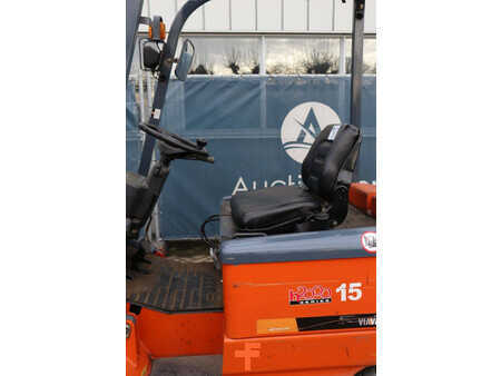 Sähkö - 4 pyör 2009  Heli CPD15 (24)