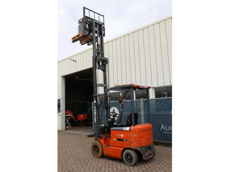 Sähkö - 4 pyör 2009  Heli CPD15 (37)