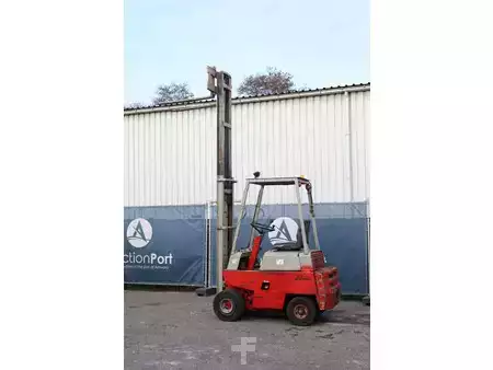 Dízel targoncák - Linde  (32)