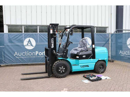Diesel Forklifts 2025  LTMG FD40 (1)