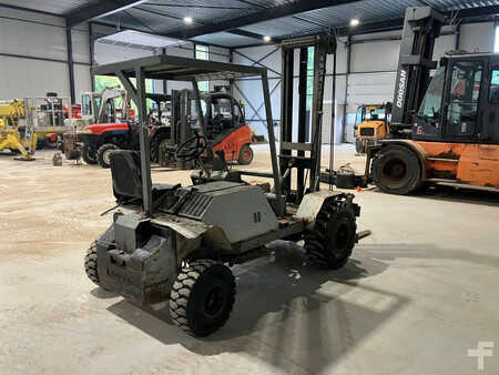 Geländestapler 2000  Ausa CE-11 (5)