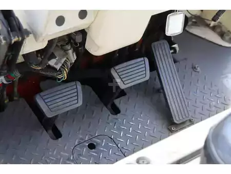 LPG VZV 1995  Nissan KCUGH02F350 (29)