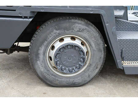 Terminaltraktor 2007  Terberg RT222 (12)