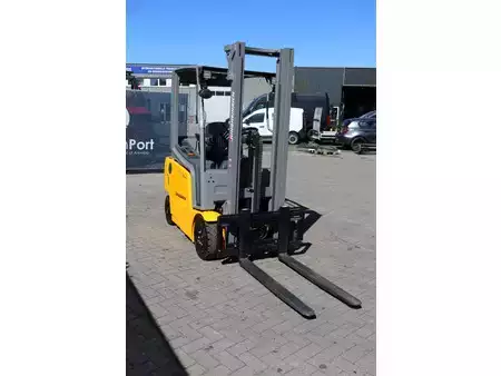 El Truck - 4-hjul 2025  Jungheinrich EFG 316k (7)