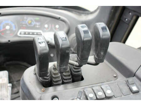 Dieseltrukki - Hyundai 80D-9 (28)