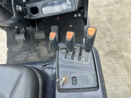 Nestekaasutrukki 2017  Doosan GC20E-5 (28)