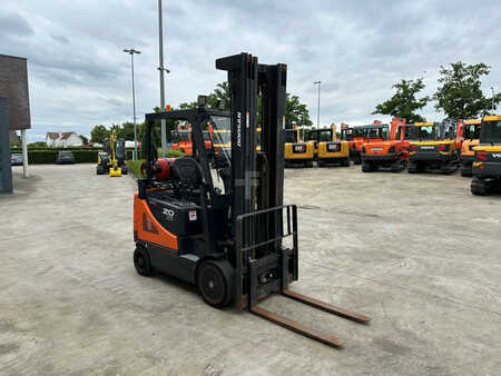 Nestekaasutrukki 2017  Doosan GC20E-5 (3)