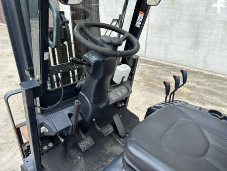 Nestekaasutrukki 2017  Doosan GC20E-5 (33)
