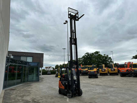 Nestekaasutrukki 2017  Doosan GC20E-5 (37)