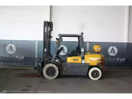 Carrelli elevatori GPL 2013  TCM FG50T9 (2)