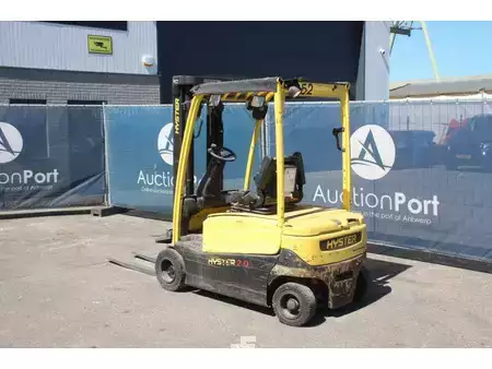Electric - 4 wheels 2017  Hyster J2.0XNT LWB (3)
