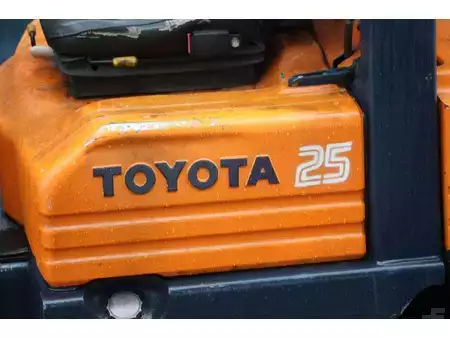 Treibgasstapler 1993  Toyota 42 5FGF25 (14)