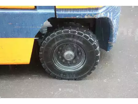 Treibgasstapler 1993  Toyota 42 5FGF25 (15)