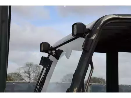 Eléctrico - 4 rodas - Jungheinrich EFG 540 (13)