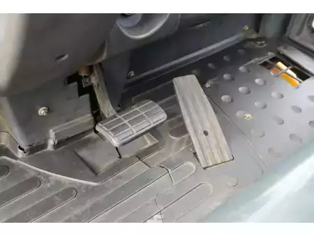 Eléctrico - 4 rodas - Jungheinrich EFG 540 (23)