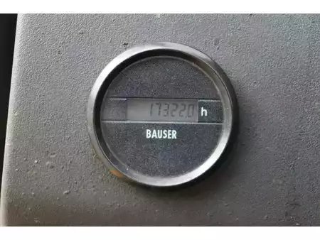 Eléctrico - 4 rodas - Jungheinrich EFG 540 (25)