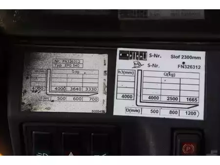 Eléctrico - 4 rodas - Jungheinrich EFG 540 (26)